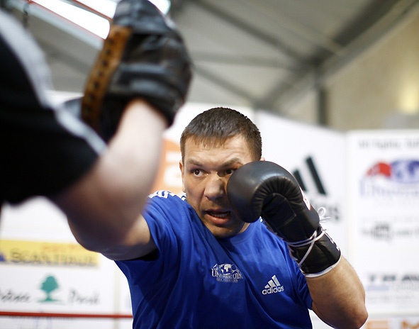 Ruslan Chagaev10-05-19205383.large 